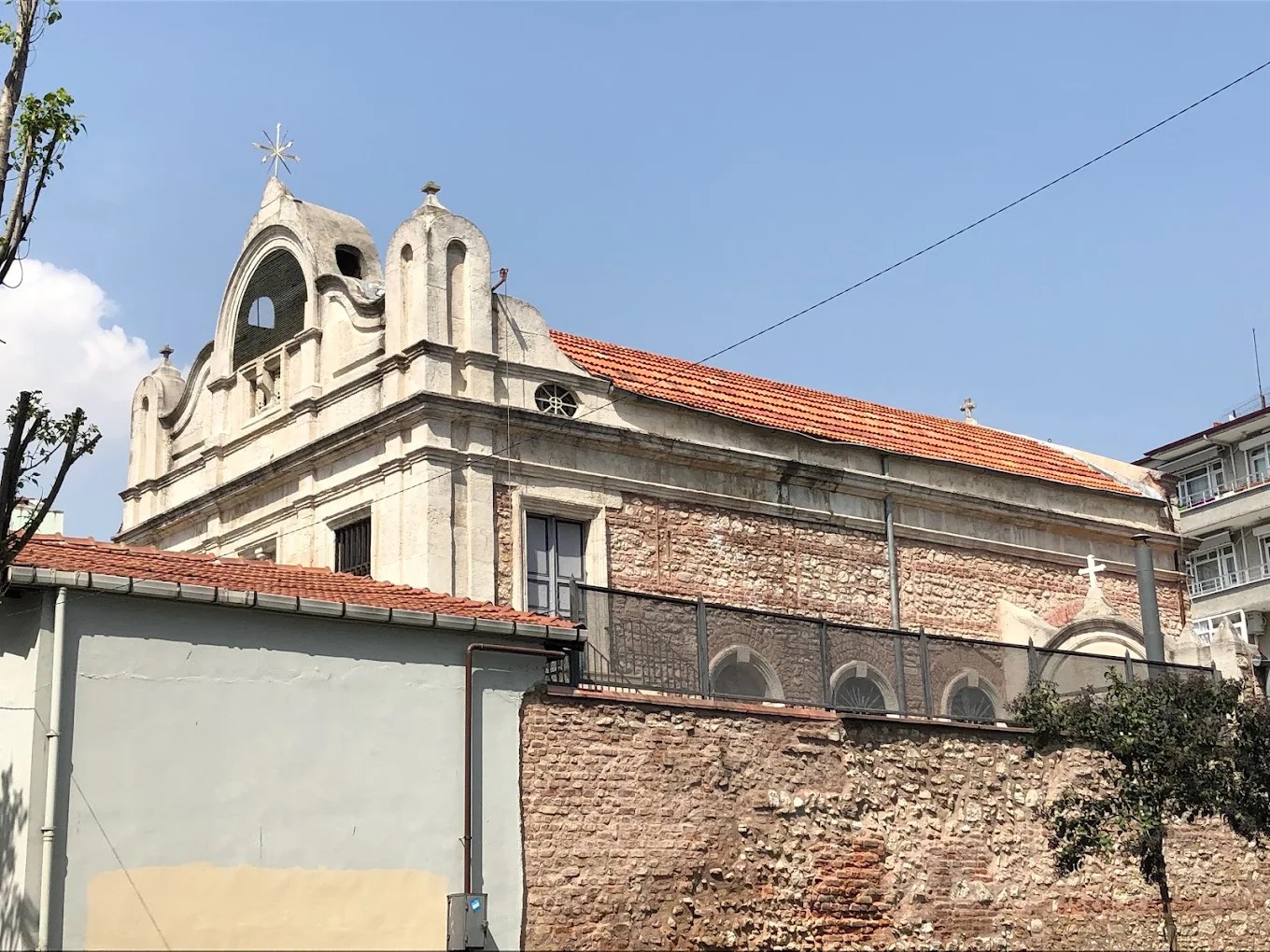 Surp Agop Ermeni Kilisesi